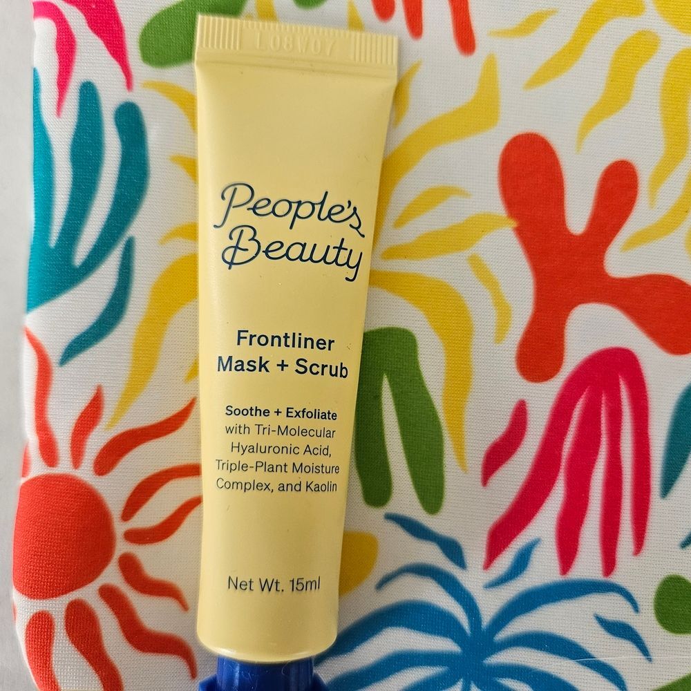 Colorful Patterned Pouch with Skincare Set - Picture 2 of 7